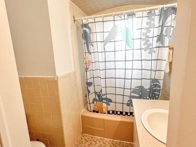 Apartment for rent in Cote-saint-luc, Quebec