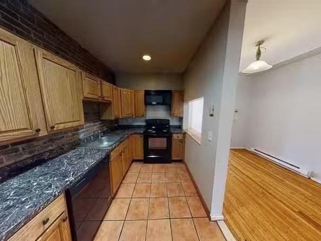 Condo for rent in Boston