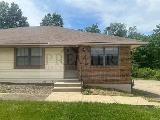 Condo for rent in Independence