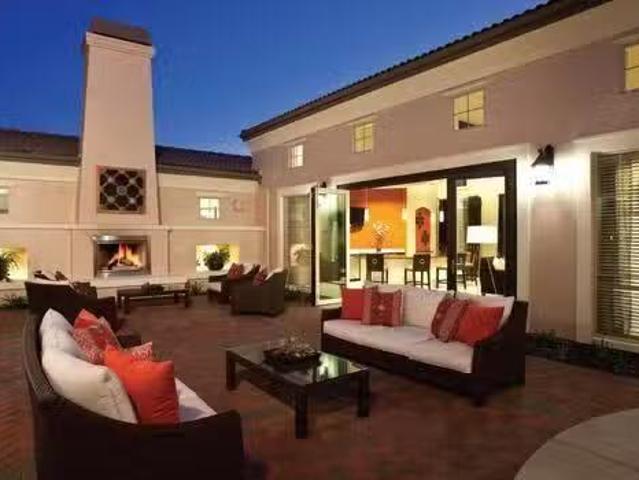 Condo for rent in Corona