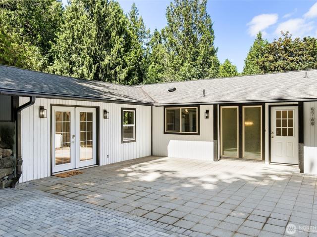 House for sale in Bainbridge Island, Washington