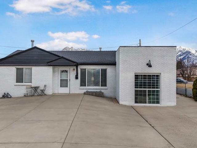 House for sale in Murray, Utah