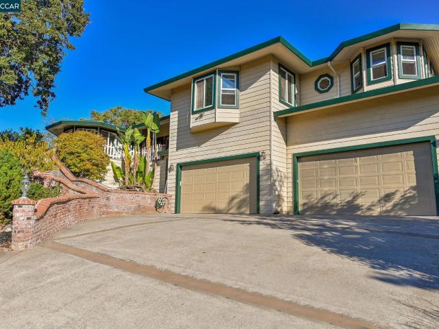 House for sale in Pleasant Hill, California