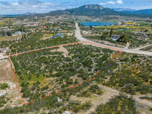 Land for sale in Aguanga, California