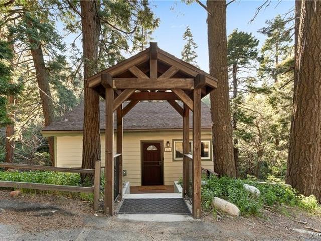 House for sale in Cedar Glen, California