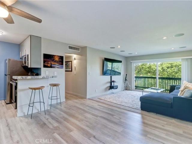 Condo for sale in Long Beach, California
