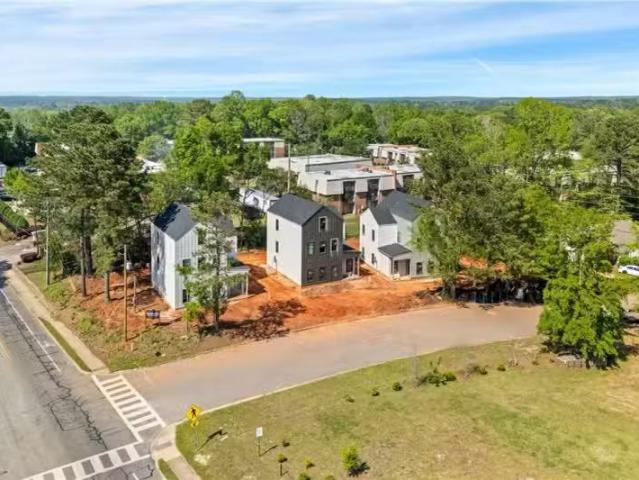 House for sale in Auburn