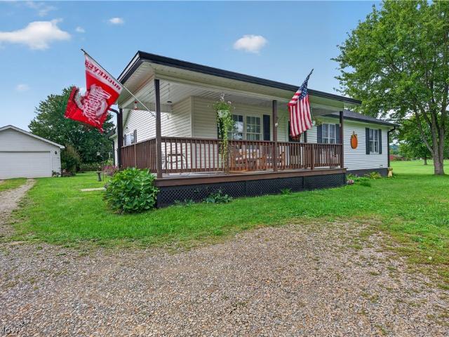 House for sale in Tuscarawas, Ohio