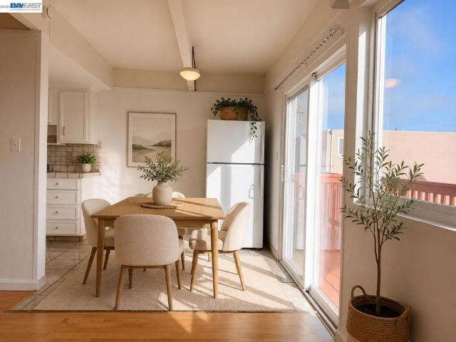 Townhouse for sale in San Mateo, California