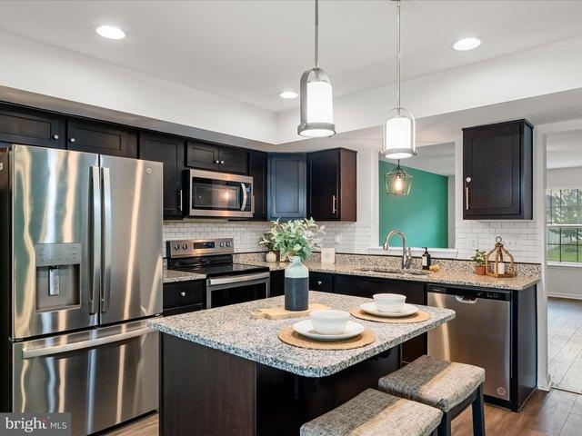 Townhouse for sale in Kearneysville, West Virginia