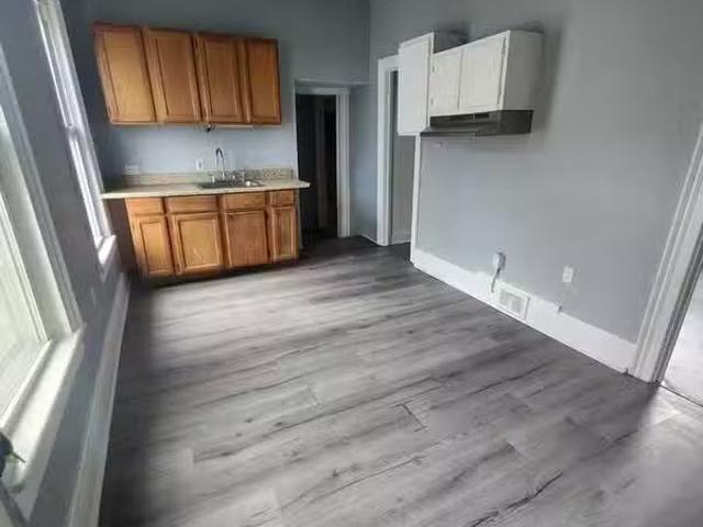 House for rent in Erie