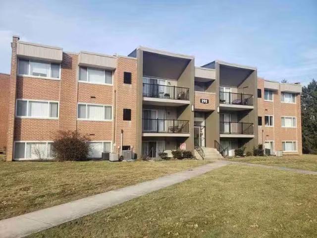 Condo for rent in York