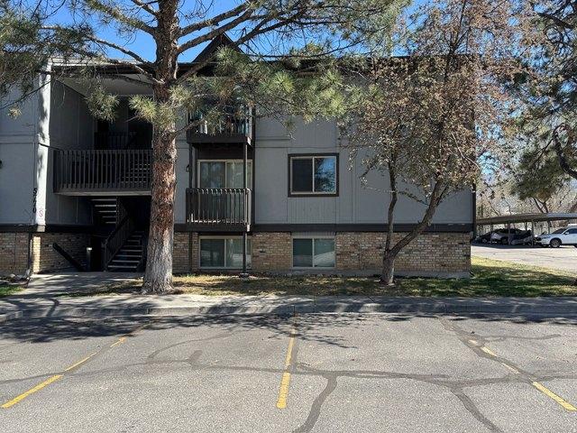 Condo for sale in Murray, Utah