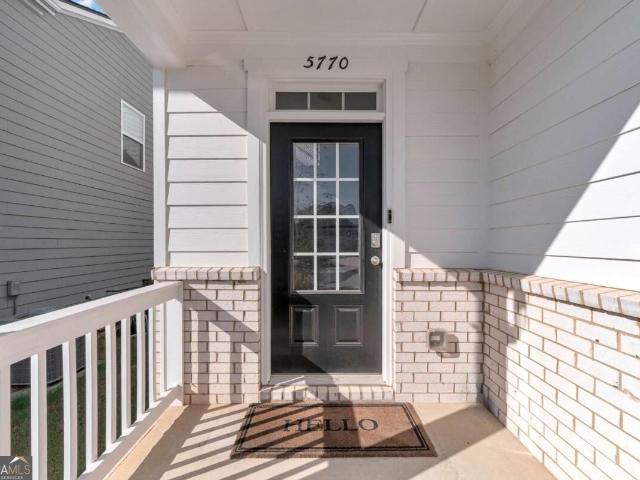 House for sale in Flowery Branch, Hall County