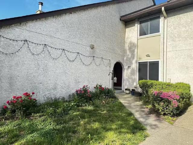 Condo for rent in Princeton