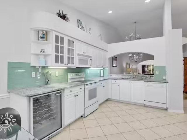 Condo for sale in Naples Condo for sale in Naples