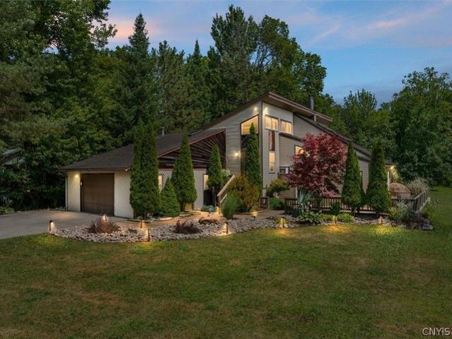 House for sale in Oneida, New York
