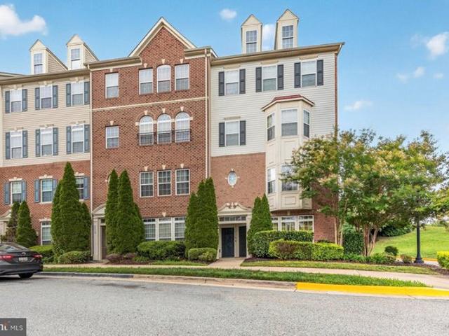 Condo for sale in Oxon Hill, Prince George's County