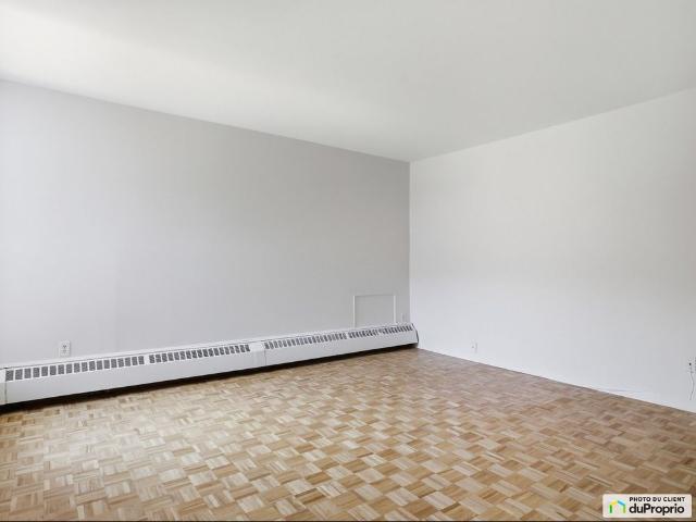 Apartment for rent in Côte-Saint-Luc, Montréal (région administrative)