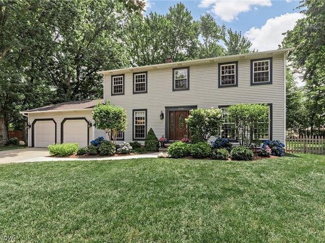 House for sale in Willoughby, Ohio