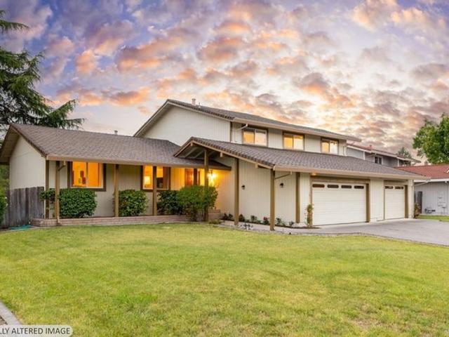 House for sale in Rohnert Park, California