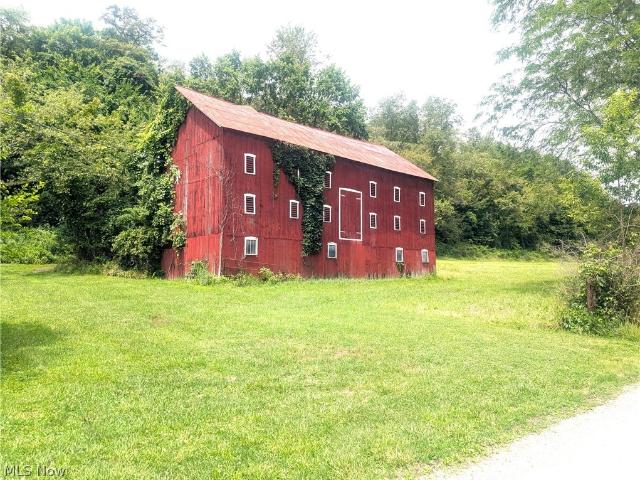 House for sale in Uhrichsville, Ohio