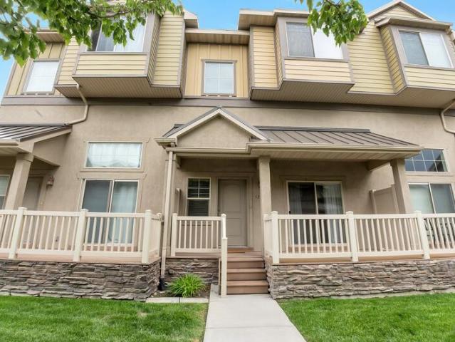 Townhouse for sale in Lehi
