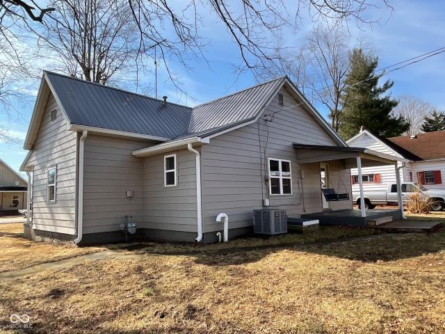 House for sale in Montezuma, Indiana