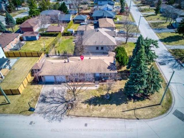 House for rent in Oakville, Ontario