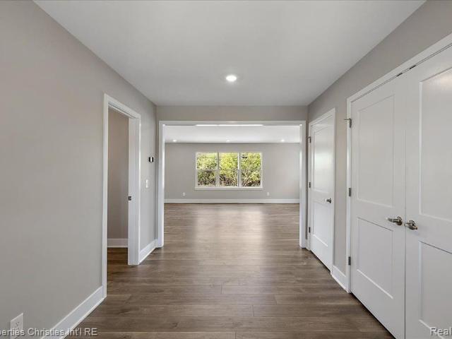 House for sale in South Lyon, Oakland County