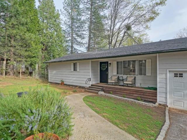 House for sale in Pollock Pines, California