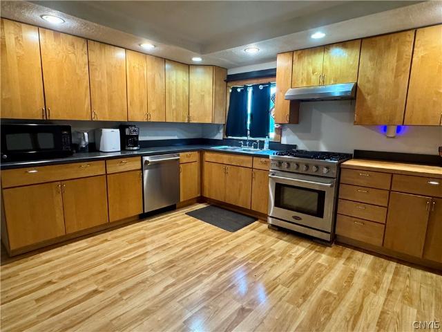 House for sale in Vernon Center, Town of Vernon
