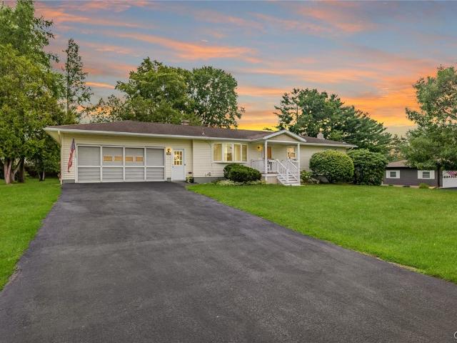 House for sale in Maynard, Town of Marcy