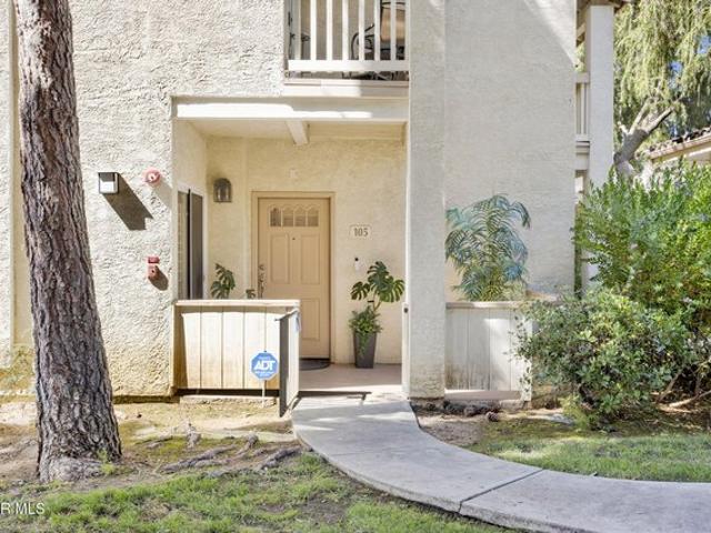 Townhouse for sale in Oak Park, California