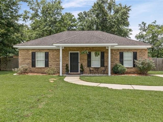 House for sale in Satsuma, Alabama
