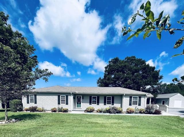 House for sale in Boaz, Alabama