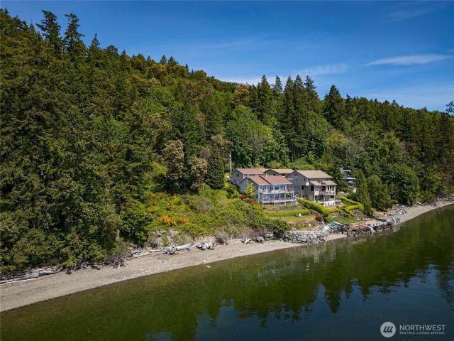 Land for sale in Fox Island