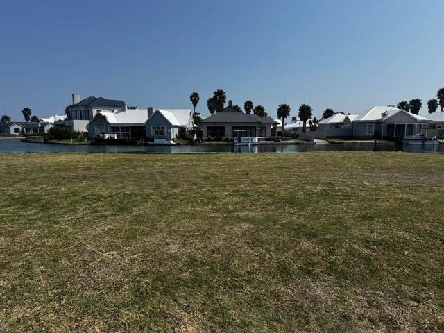 Land for sale in Cape St Francis, Eastern Cape