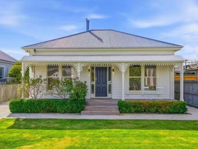 House for sale in Saint Albans, Canterbury