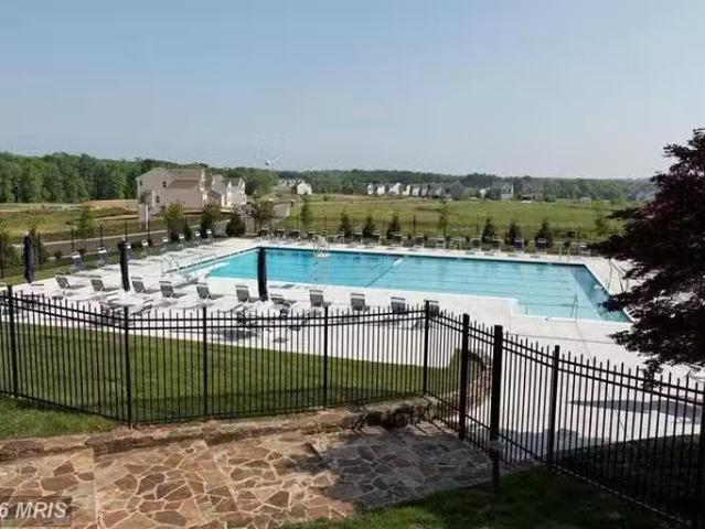 Condo for rent in Abingdon