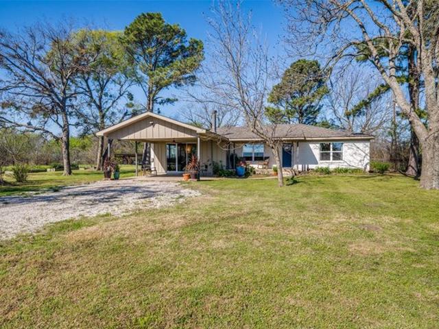 House for sale in Hunt, Texas