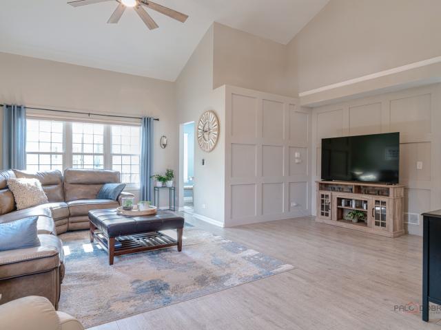 House for sale in Gurnee, Lake County