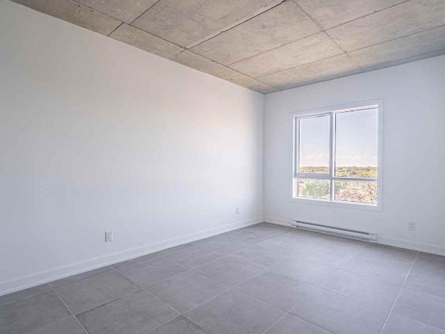 Apartment for rent in Côte-Saint-Luc, Montréal (région administrative)