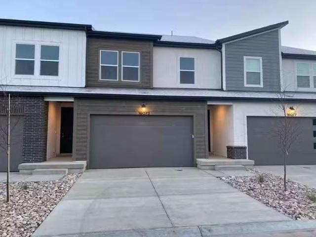 Condo for rent in Riverton