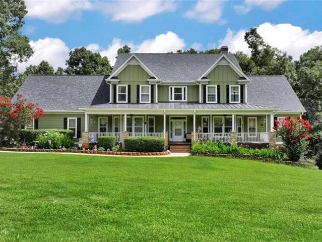 House for sale in Lula, Georgia