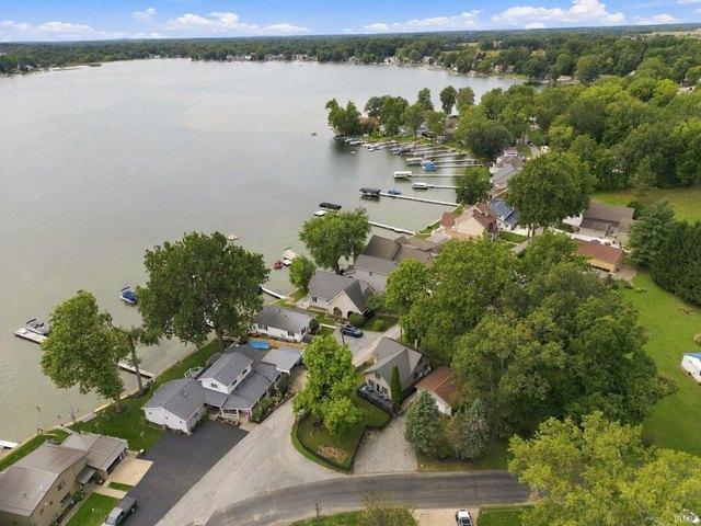 House for sale in Wolcottville, Noble County