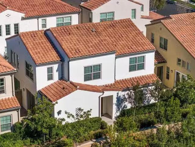 Condo for rent in Irvine, California