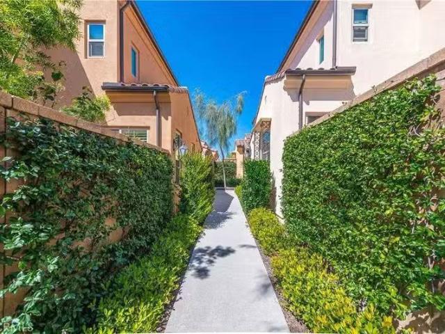 Condo for rent in Irvine, California