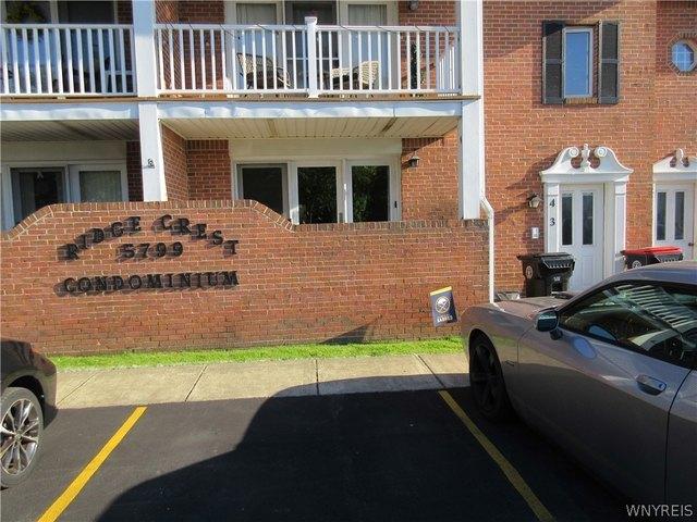 Condo for sale in Bowmansville, New York