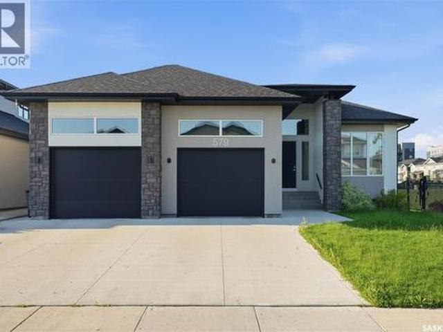 House for sale in Saskatoon, Saskatchewan